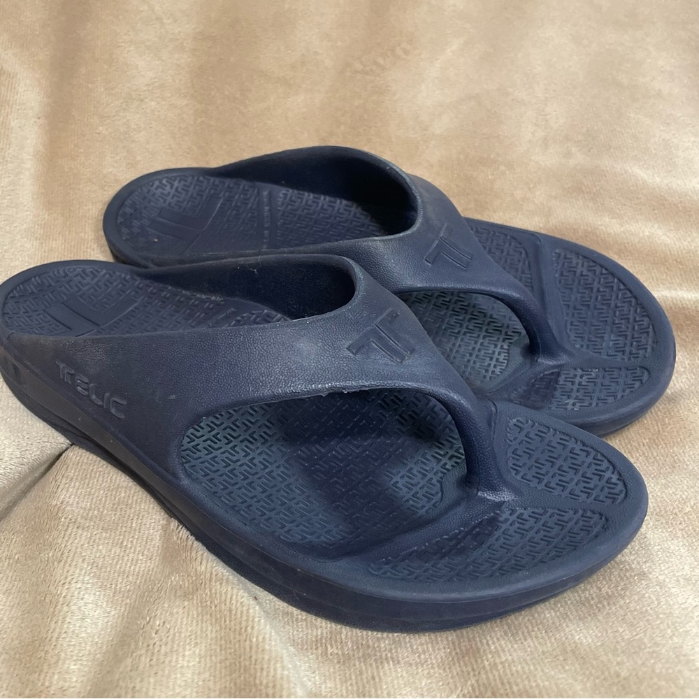 Teluc Dark Blue Comfortable Sport Thong Sandals.